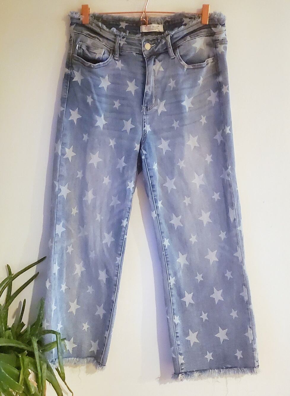 Judy Blue Womens Star Denim Capri Pants Sizec11/30 Preppy Glam Casual